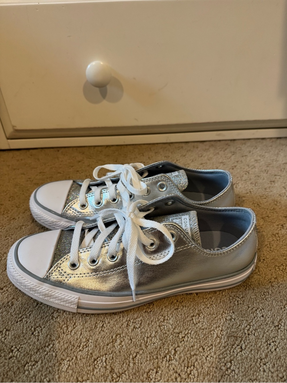 Converse Silver Glitter Low-Top Sneakers with White Laces - Picture 8 of 12